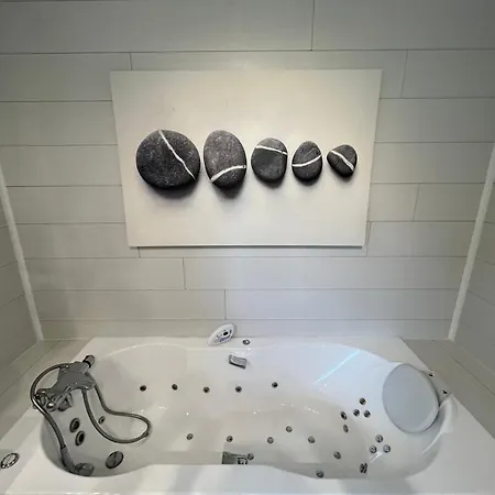 Maison 10 Pers Avec Spa, Balneo & Vue Nature